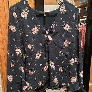 Super cute green and 🌸pink🌺 flower blouse